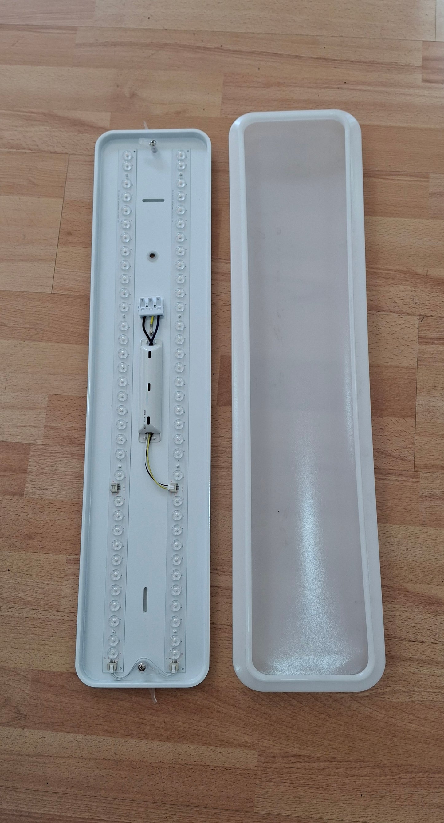 Armadura Led 60 cm, 3CCT