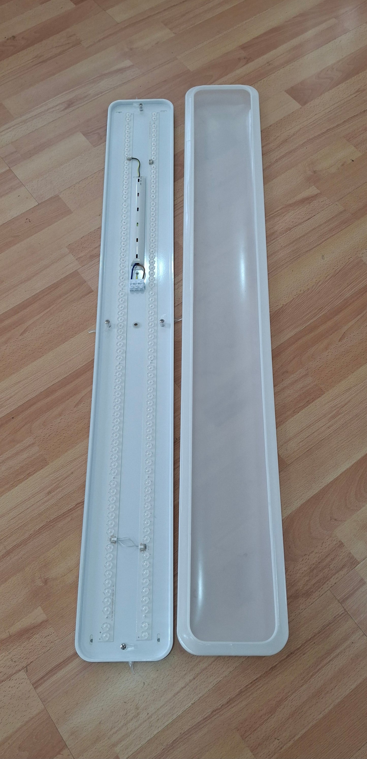 Armadura Led 120cm, 3CCT