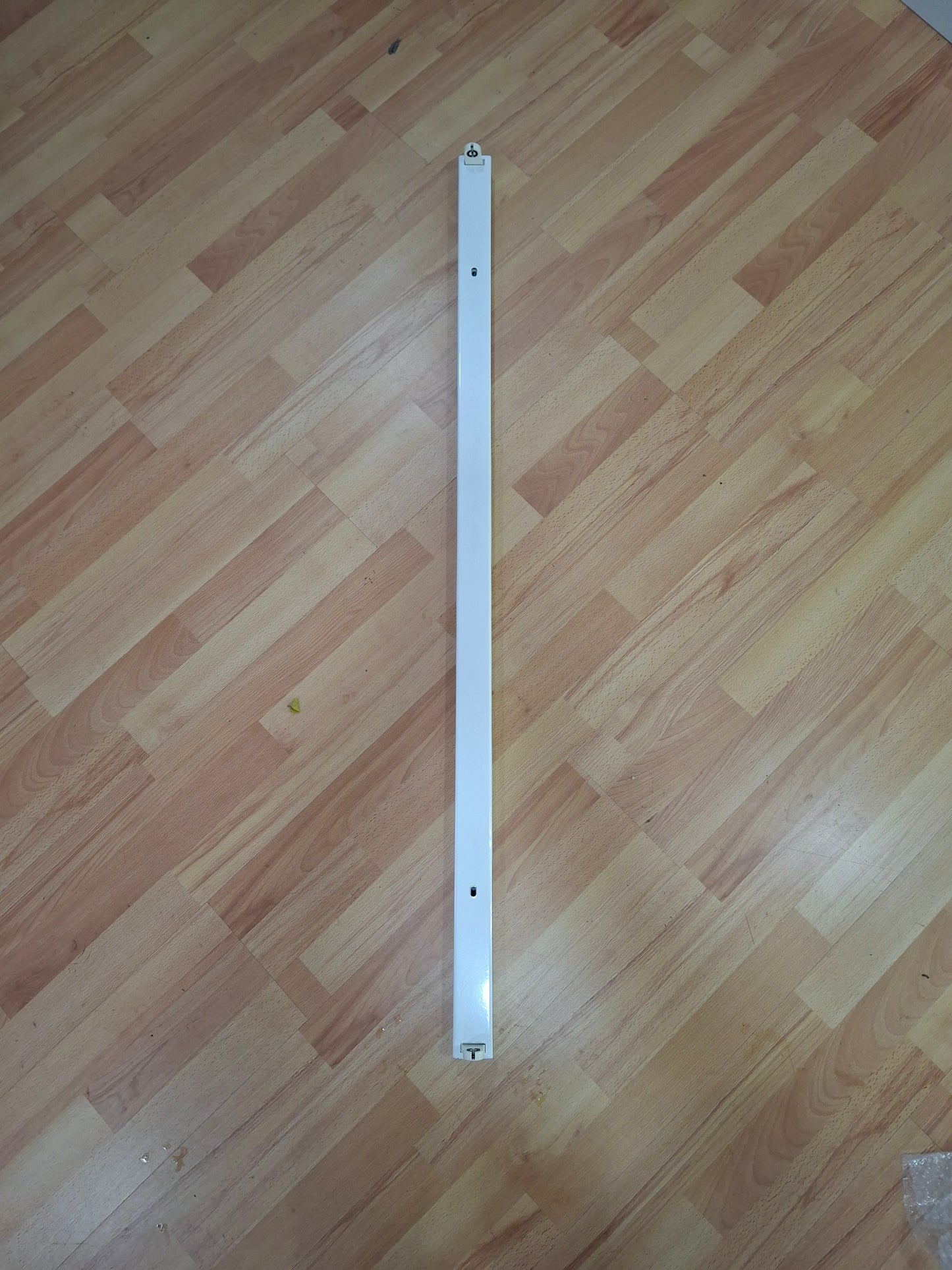 Régua Simples T-8 120cm