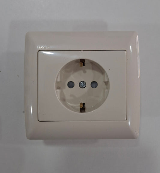 Tomada Schuko Marfim 16A